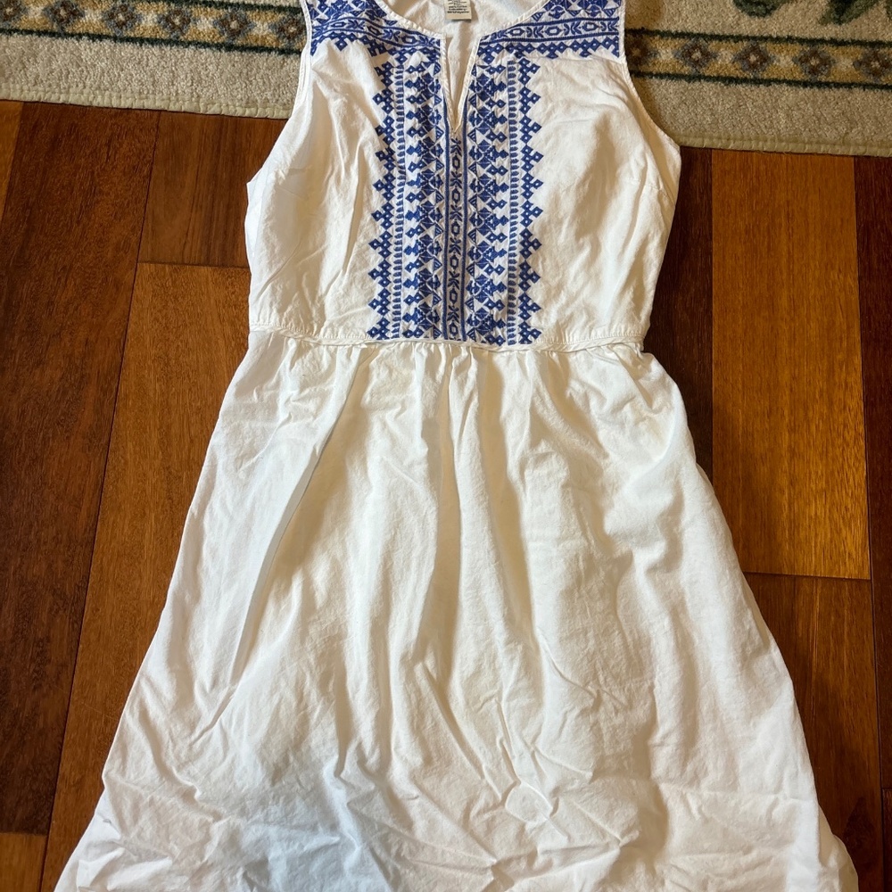 Vineyard vines white dress - size 2